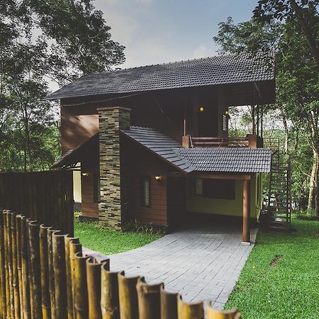 Riverine Springs Wadakkanchery Ngoại thất bức ảnh
